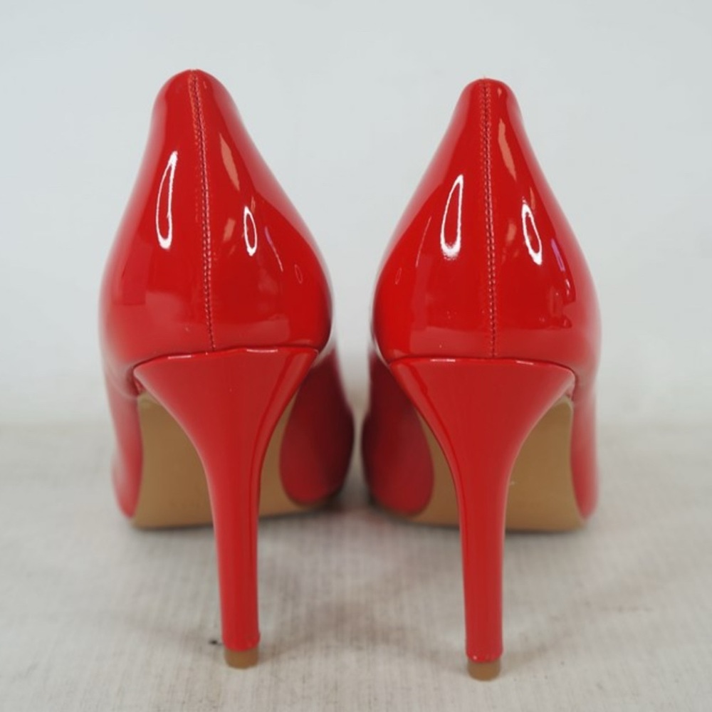 TOP Moda Vibrant Red Heels - Picture 7 of 9